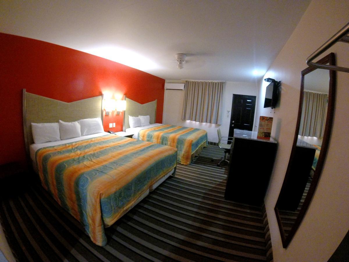 Hotel Las Torres Mexicali Ngoại thất bức ảnh